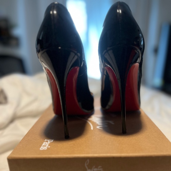 Christian Louboutin so Kate patent leather w sole protector - Picture 6 of 6